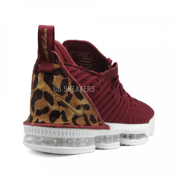Мужские кроссовки Nike LeBron 16 "KING"