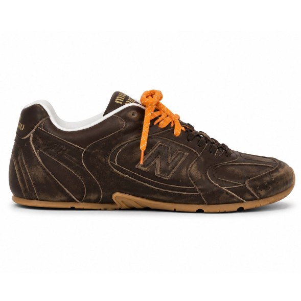 Женские кроссовки Miu Miu x New Balance 530 Brown