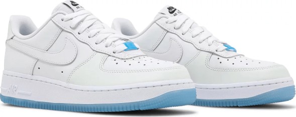 Женские кроссовки Nike Wmns Air Force 1 '07 LX 'UV Reactive'
