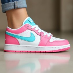 Nike Wmns Air Jordan 1 Low SE Paw Print